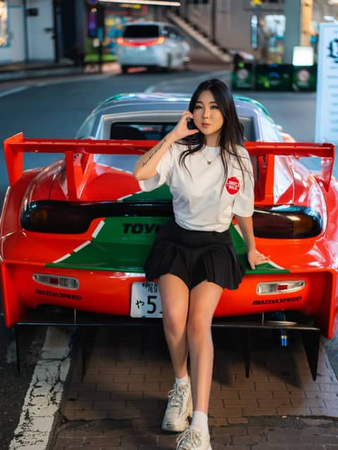 Your guide lost in Tokyo|Are you looking for your hotel, or did y…